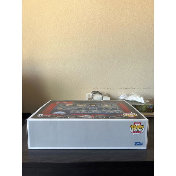 VAULTED DELUXE MOMENT Clark Ellen Audrey Griswold Christmas Vacation Funko Pop - Picture 5 of 6